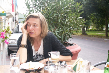 Eva bei Vorbesprechung zur Performance Piétà formatiert in Bad Ems (2007)