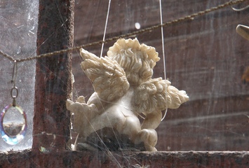 Engelarsch - Engel, Kunst + Kitsch, Installation, Neuwagenmühle 2009